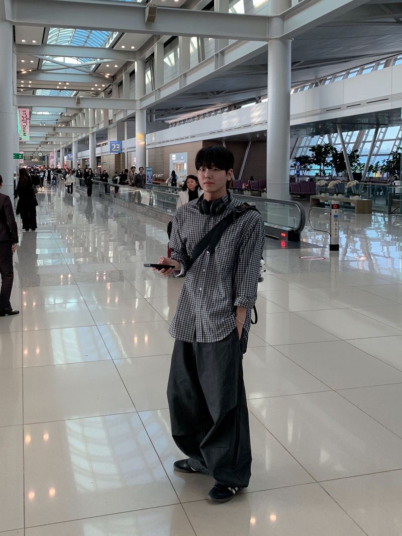 DENTA PIGMENT FLACK DENIM PANTS