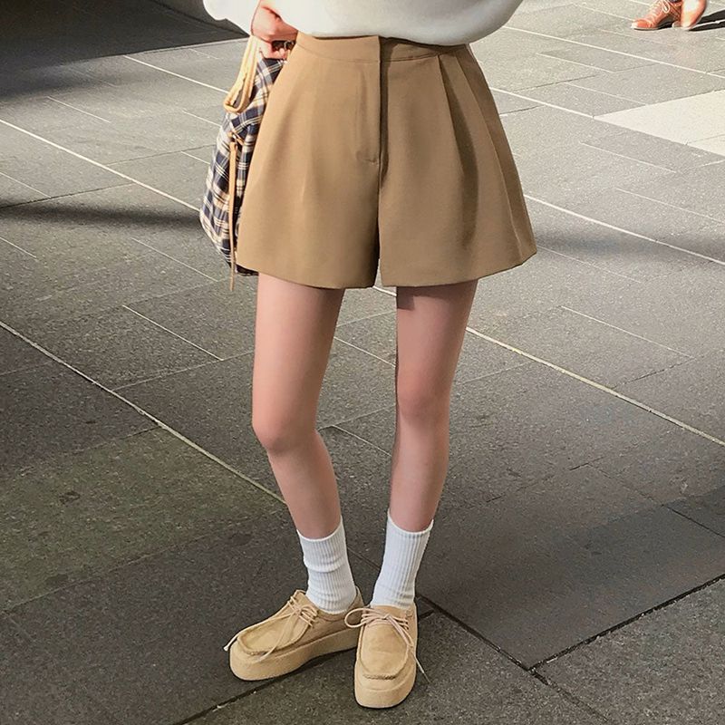 [MADE] Move, Daily Pintack shorts