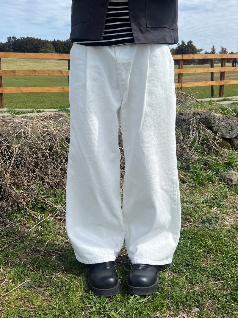 ESOO(イス)の「Mono Wide Cotton Pants (2 Colors)(Pants)」