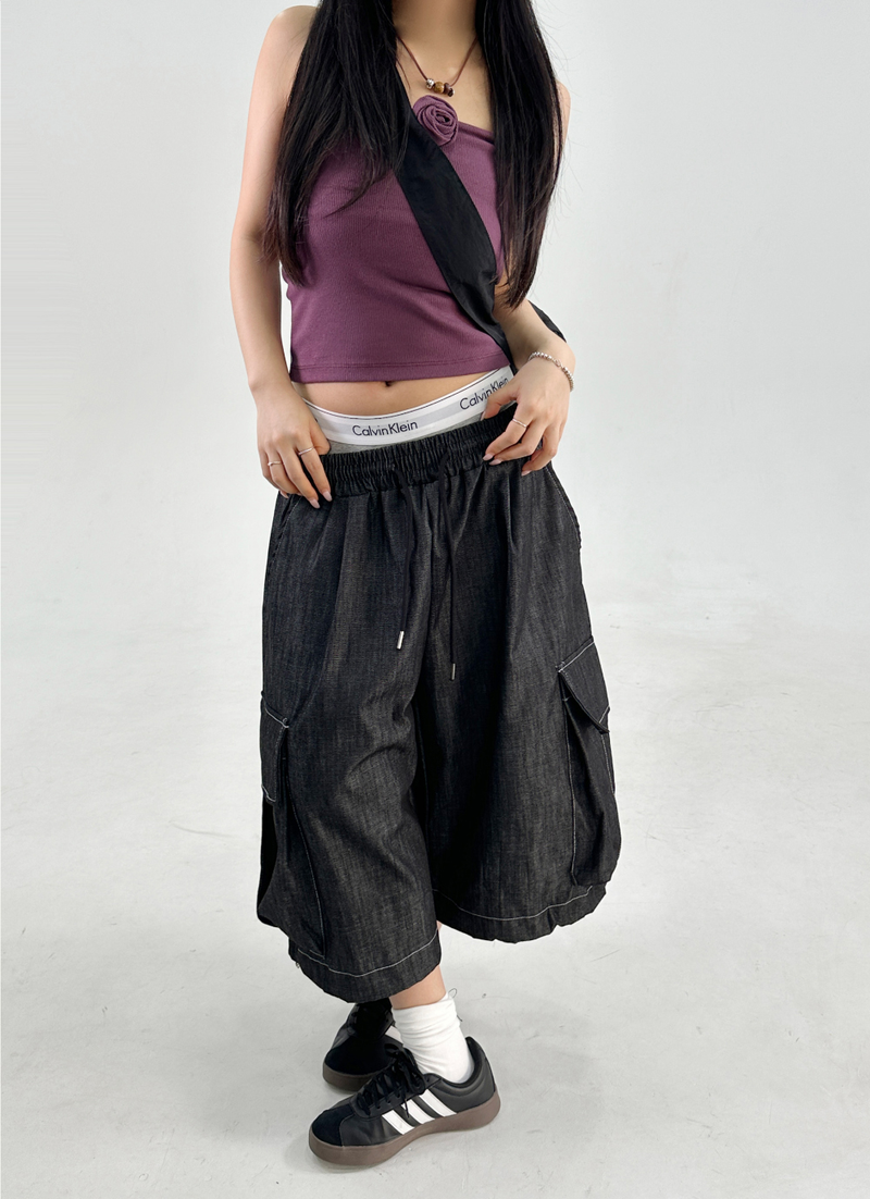 BLUE BERMUDA DENIM CARGO PANTS💙🖤 - 2 COLORS
