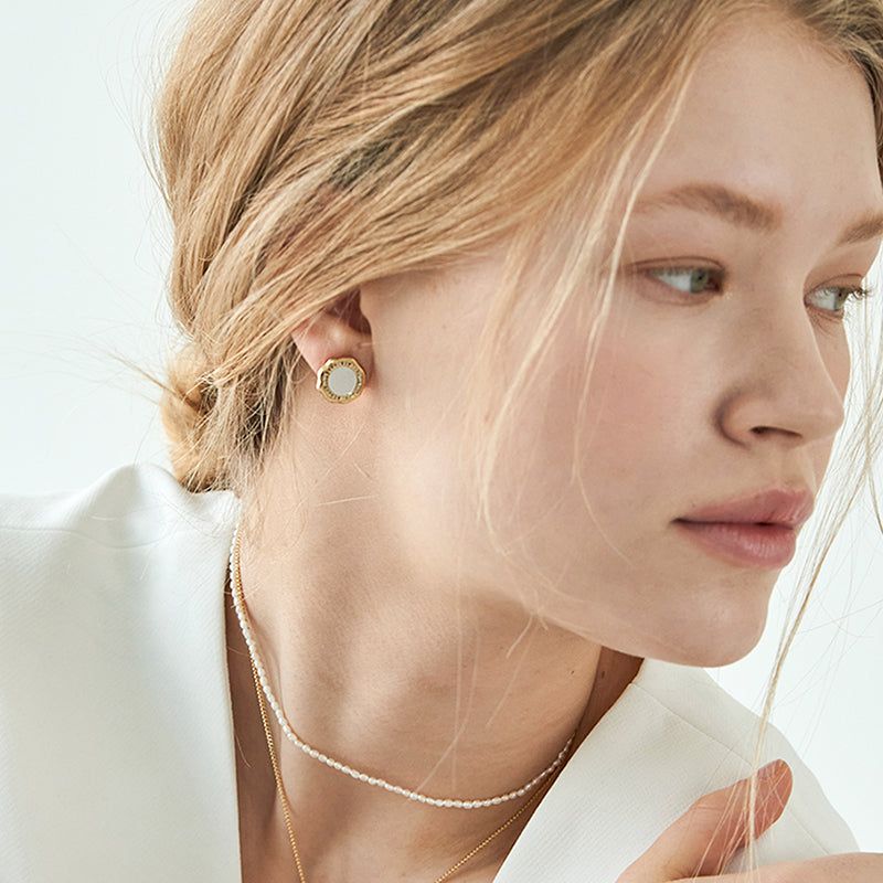 noonoofingers(ヌヌフィンガース)の「CHAMPAGNE MINI EARRINGS(Accessories)」