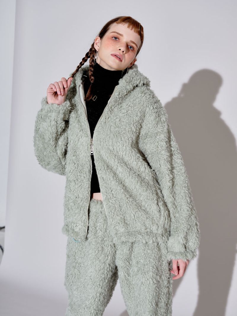 CLUMPY FUR JUMPER