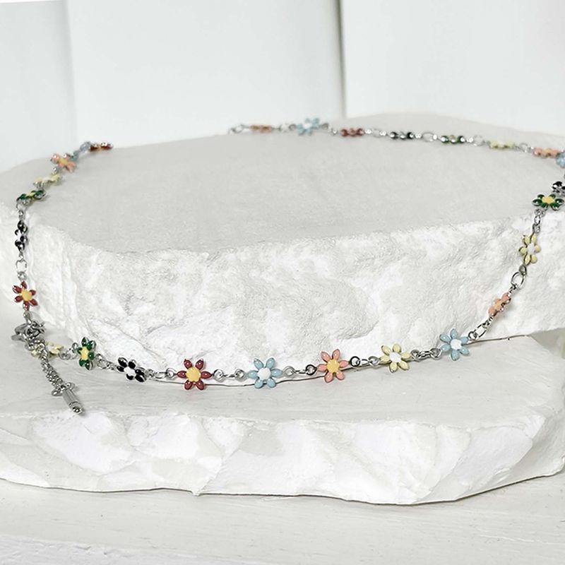 ss-Daisy flower motive array necklace_multi