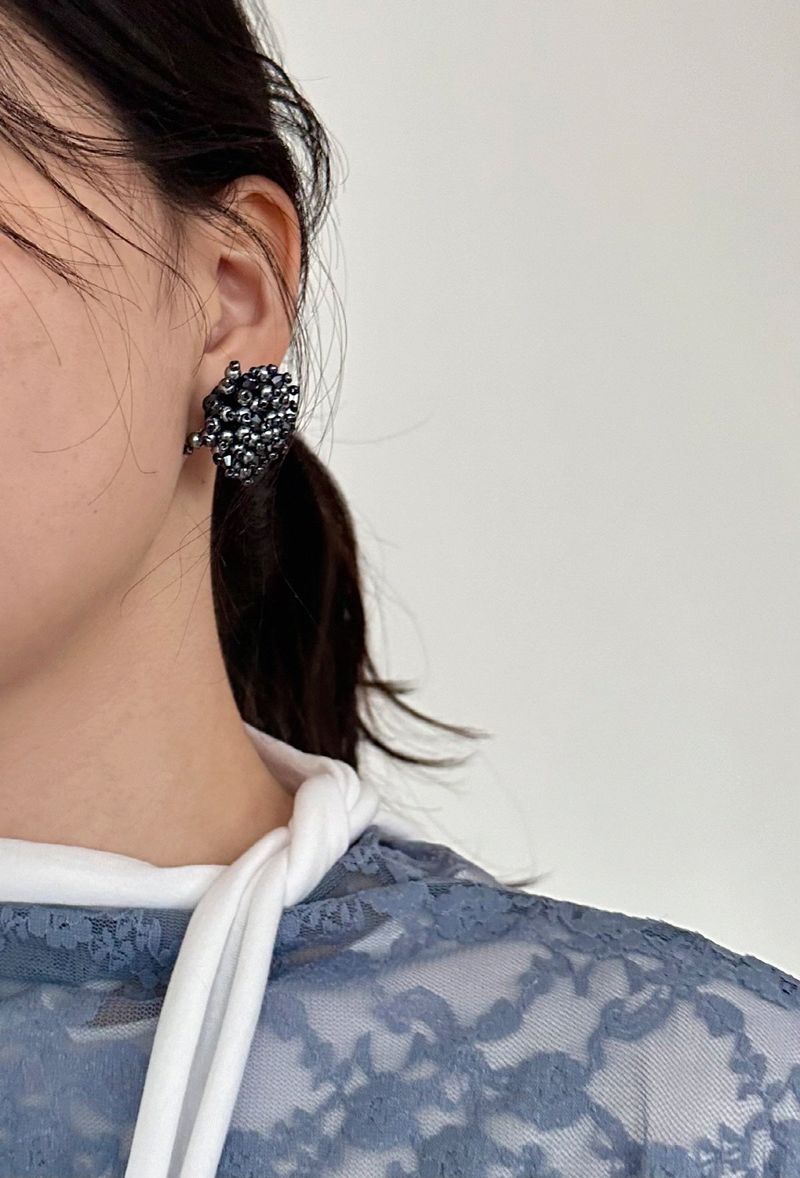 beads pop earring - navy