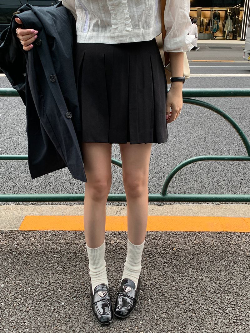 [MADE] Peto Pintuck Mini Skirt
