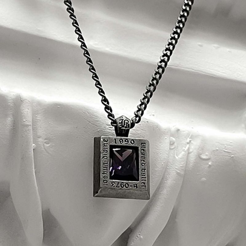 frame stone II necklace_IOLITE