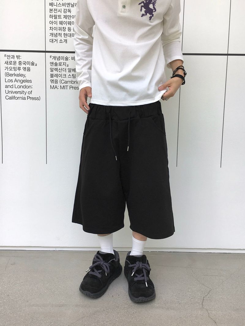 Archis Layered Sagging Bermuda Shorts 2C
