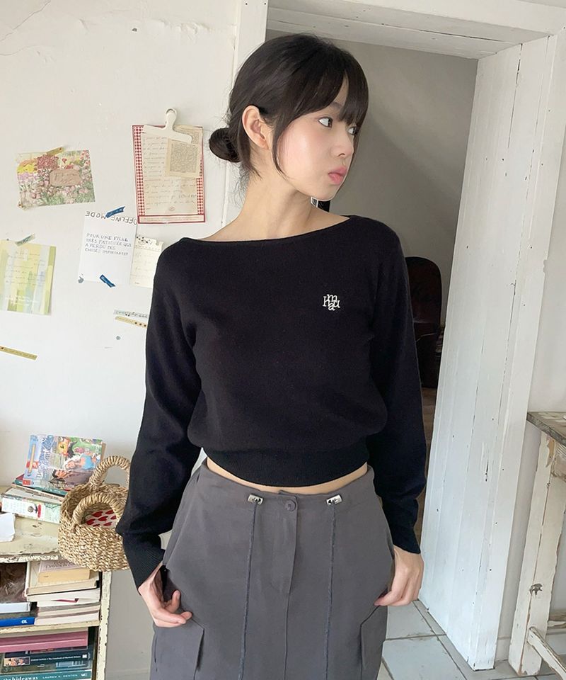 STITCH LOGO SOFT BOATNECK KNIT