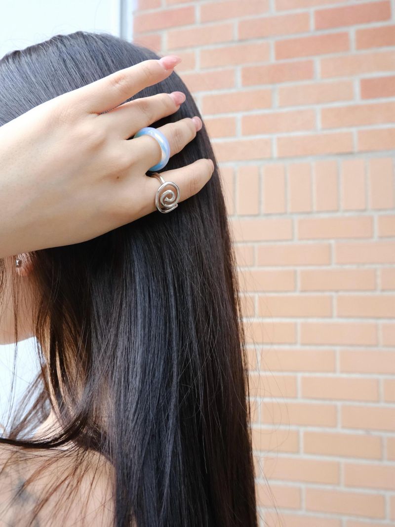swirl ring