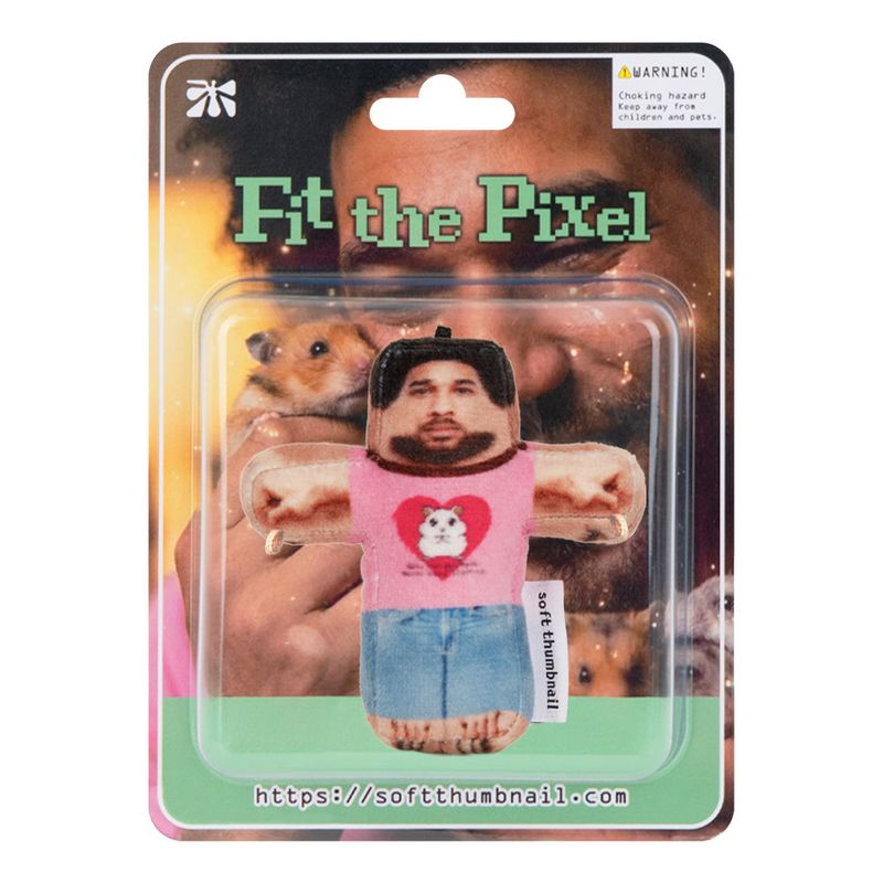 SOFT THUMBNAIL（ソフトサムネイル）の「Chris 33, Hamster Lover（Toys/Key Holders）」