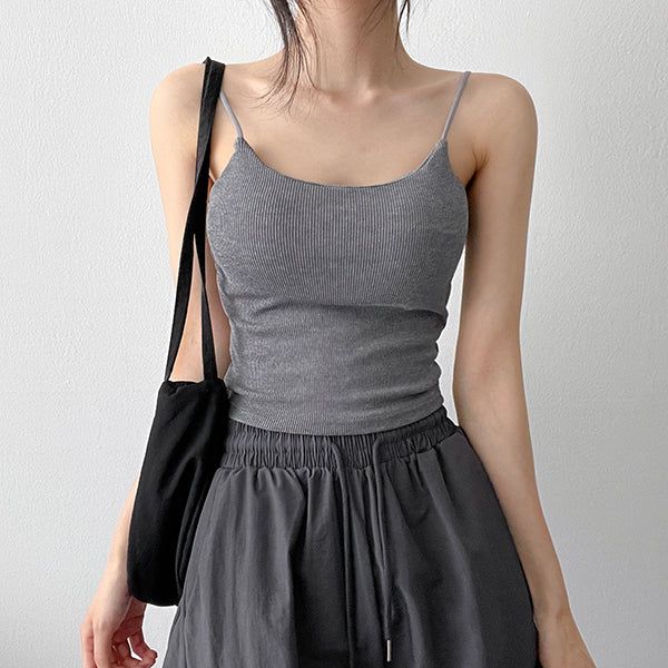 You need at least one ✨ Ribbed Basic Cap Sleeveless (3 colors) 
