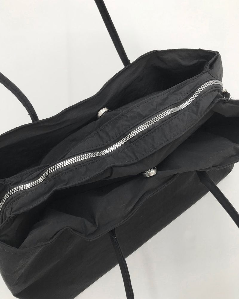 Nomad Carryall Shoulder Bag (1color)