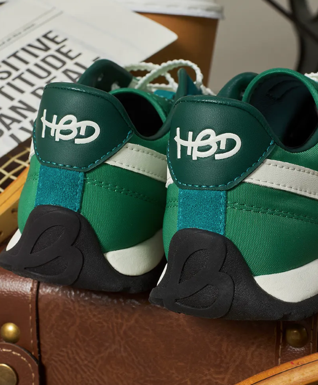 Happy Birds Day Thin-Soled Jogging Shoes