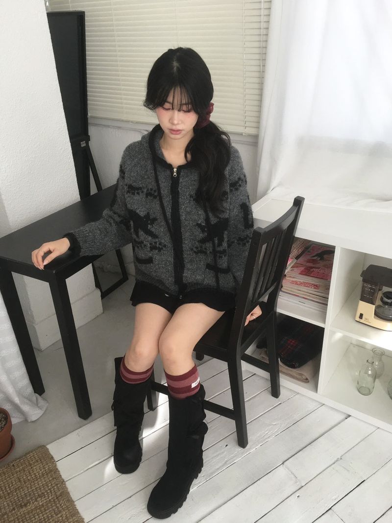 Meow Nordic Knit Zip-Up