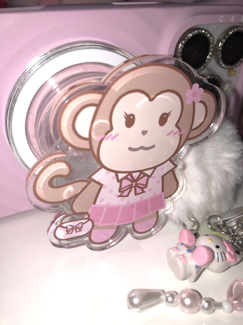 MAFAVARCHIVE（マイフェイブアーカイブ）の「gyarurang-ee magsafe tok（Smartphone Accessories）」