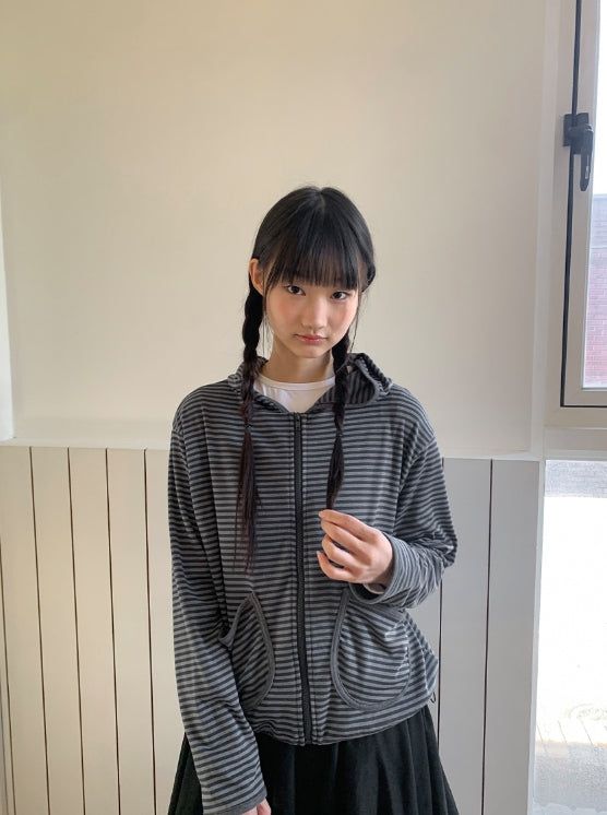 BAON（バオン）の「26SS★ [BAONHAUS]ジェンボーダーフードジップアップ（トップス）」