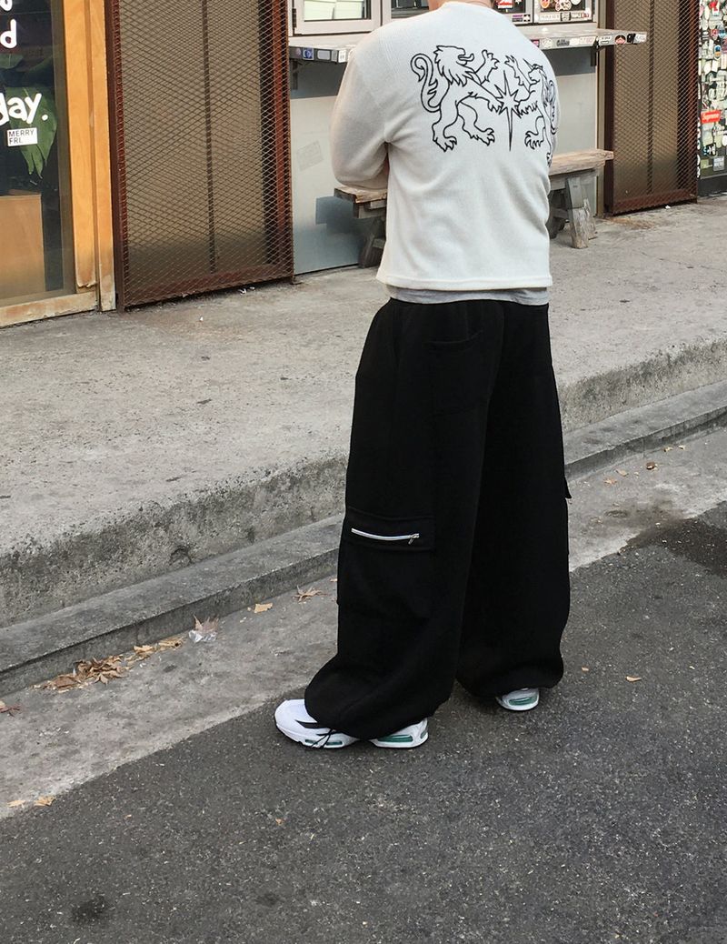 No.1686 twin emblem KNIT T