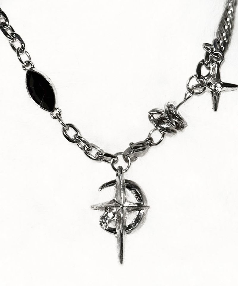 Adamdree(アダムドリー)の「BLACK CRESCENT MOON Necklace(Accessories)」