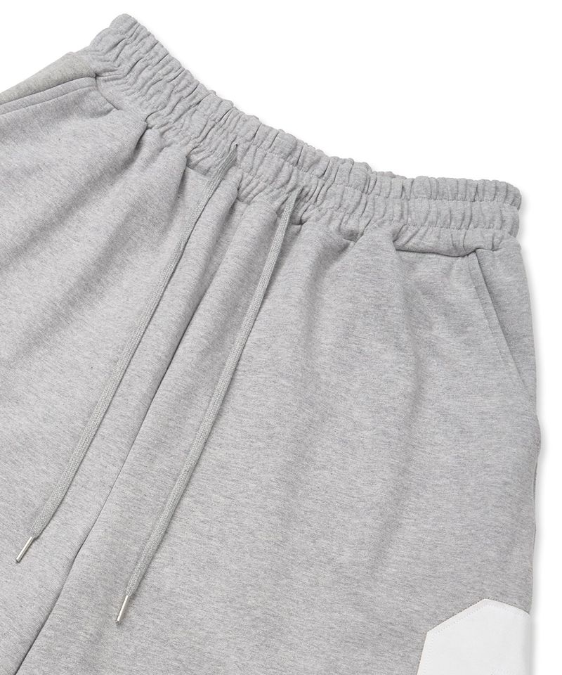 Numbering Patch Bermuda Sweat Pants - Gray