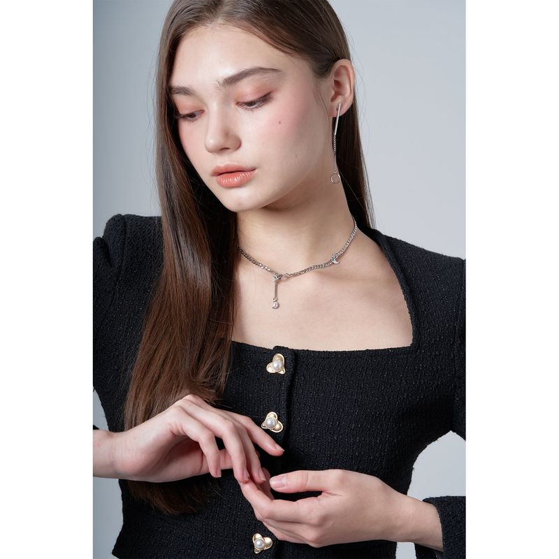 ECLIPSE MOON NECKLACE