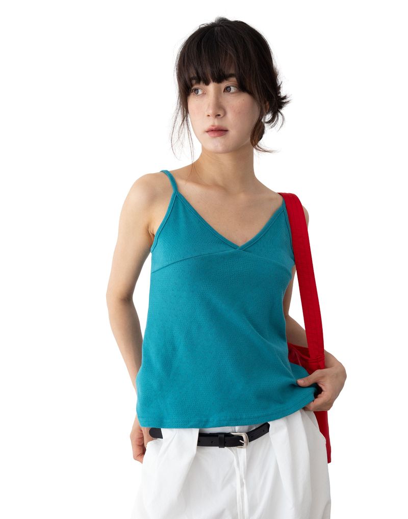 un:tyl（オンタイル）の「Bebe Layered Punching Sleeveless（Tops）」