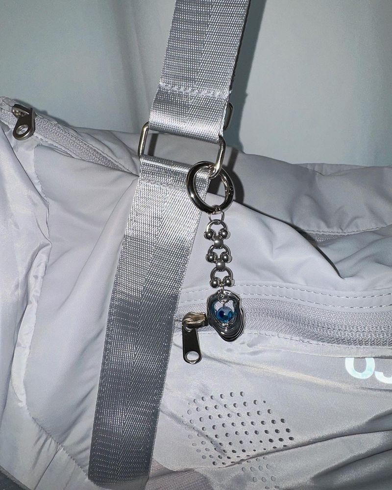 Underrated gem Keychain (2color)