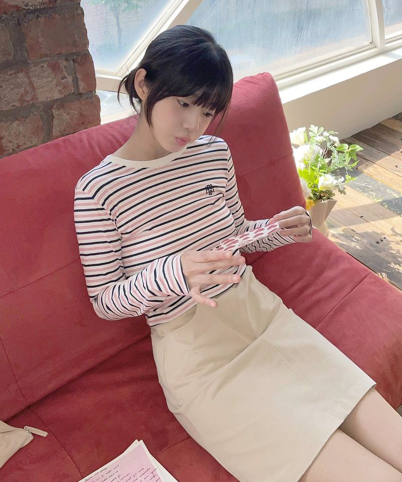 LOGO STRIPE CROP LONG SLEEVE