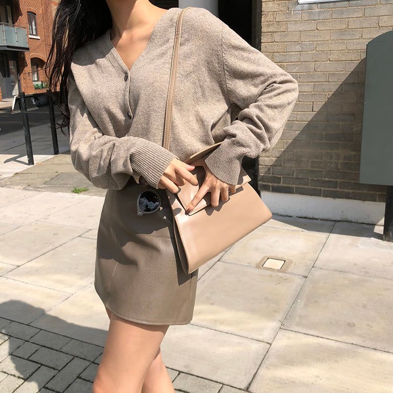 Bullet leather skirt