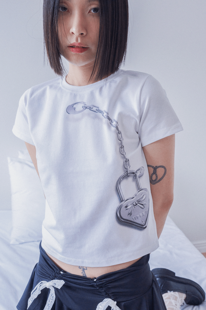 secret lock t_white