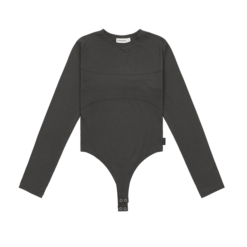 BACK POINT LONG SLEEVE BODYSUIT (CHARCOAL)