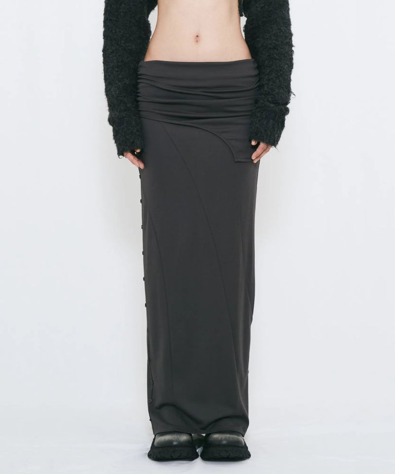 VIAVANDA（ヴィアヴァンダ）の「2WAY BUTTON MAXI SKIRT（Skirts）」
