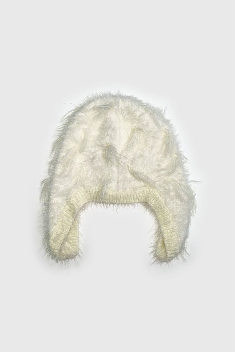 FLUFFY BEANIE