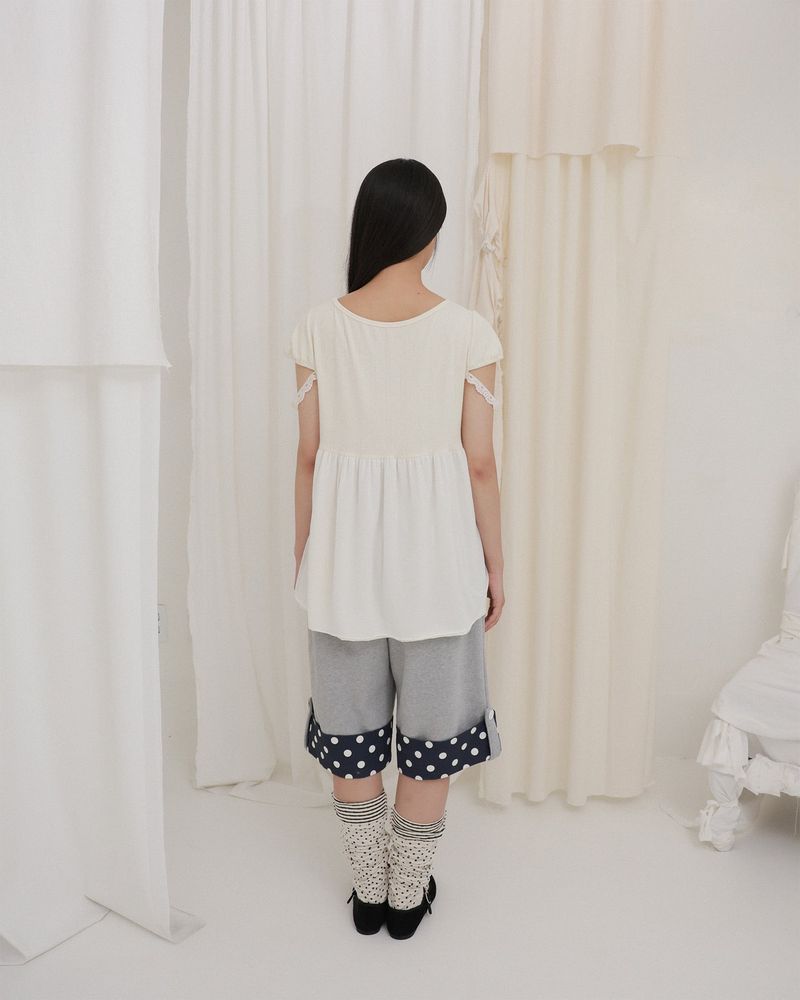 LACE STRAP FLARE TOP / CREAM
