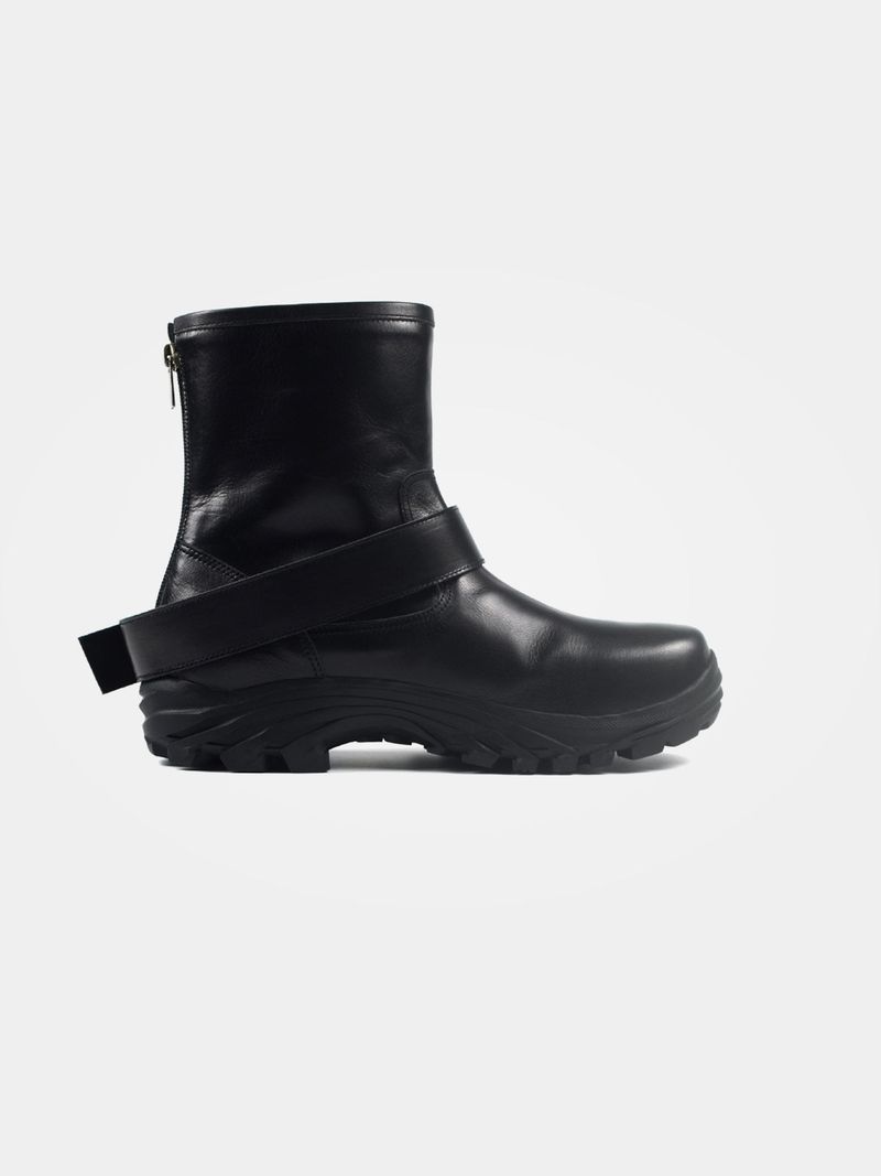 【MADE】Ucan, Black
