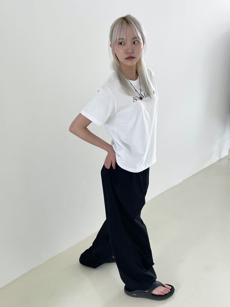 Instantaneous basic t-shirt