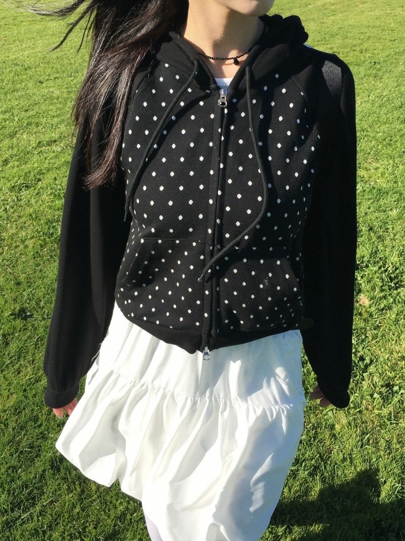 Luna Dot Nagrang Hooded Zip-up (3c)