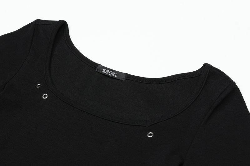 Eyelet side-cut tee (black)