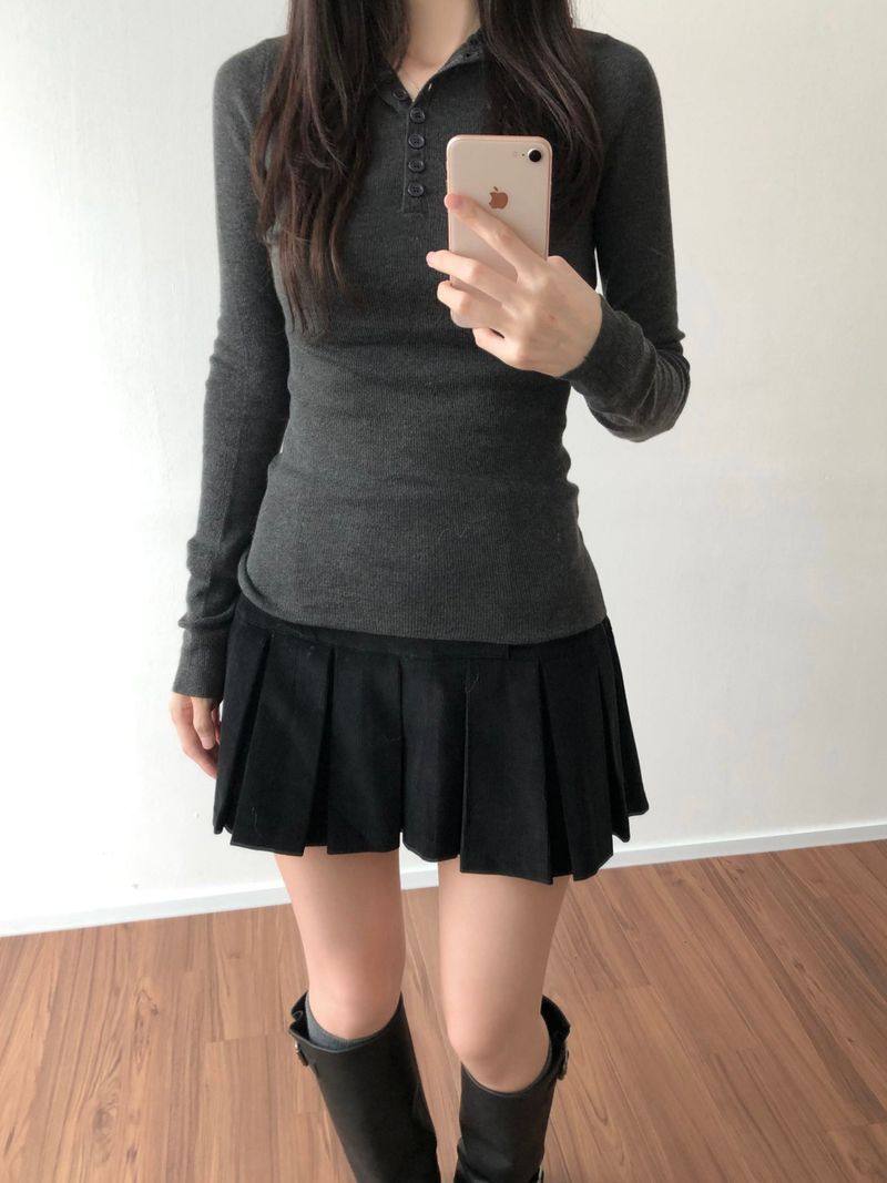 button hooded knit (2 colors)