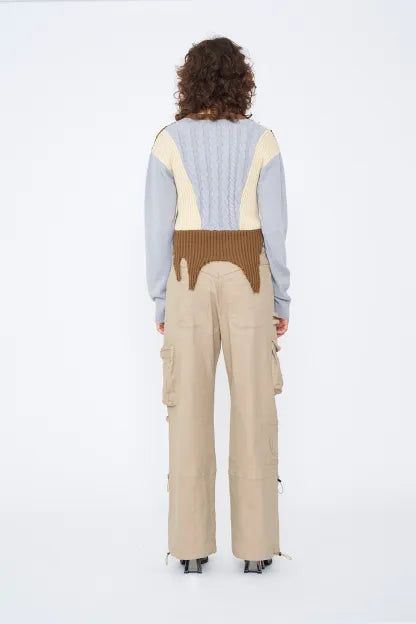 SWITCHING COLOR KNIT