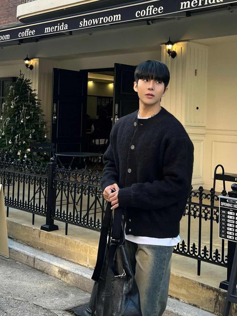 Brush wool cardigan