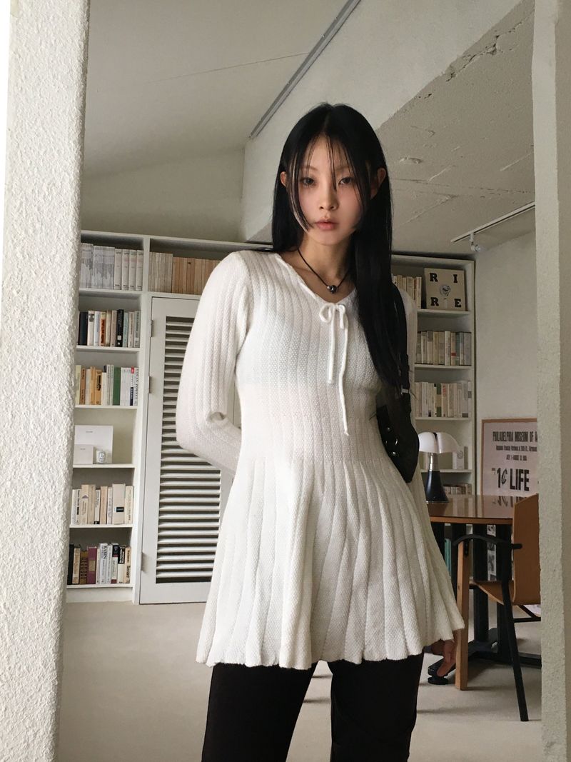 WONDER WONDER（ワンダーワンダー）の「Shining wool ribbon strap punching knit dress（Dresses）」