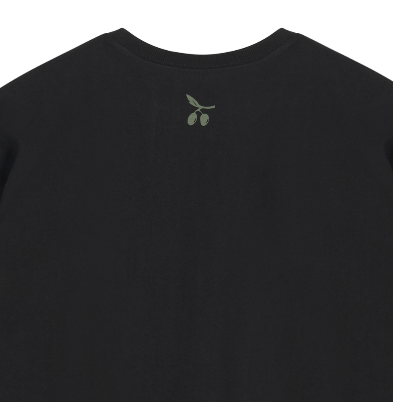 [mnem] olive print oversized t-shirt (black)