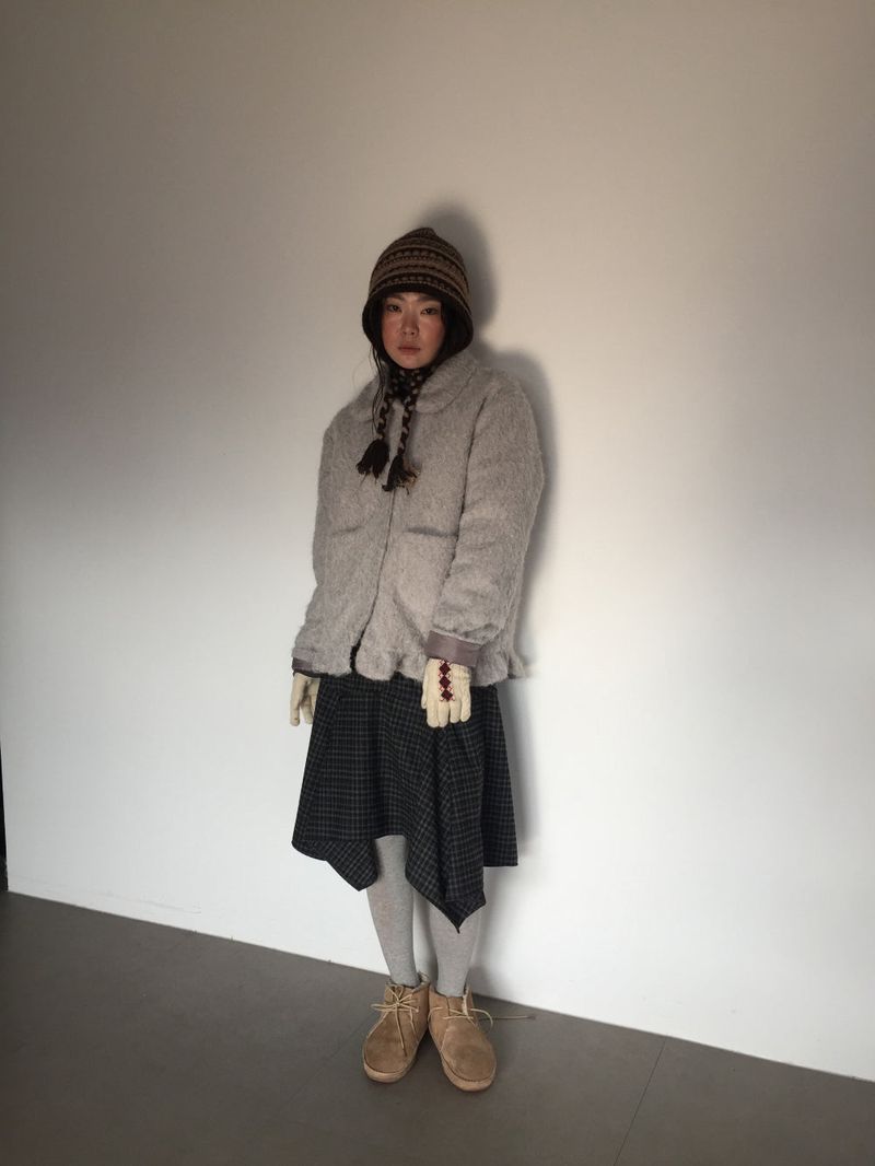DUGGY（ダギー）の「フリルヘムハヘアリーハーフコート (2color)（ジャケット/アウター）」