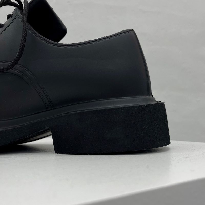 JG8292 Ugly Bold Derby Shoes