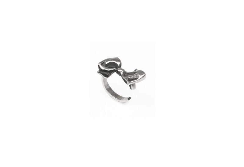 Mini Pleated Ribbon Earcuff (Antique Silver)
