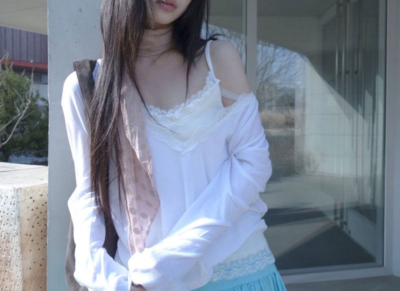 melody sleeveless