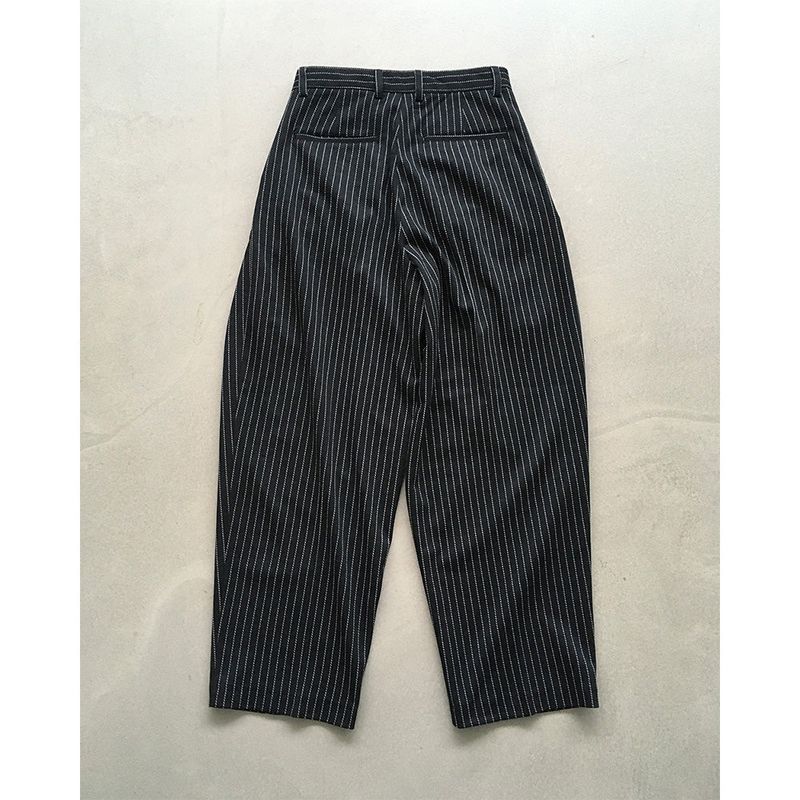[UNISEX] Stripe Curved Slacks