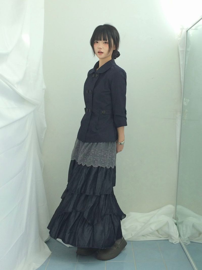 Diagonal Layer Shirring Long Skirt