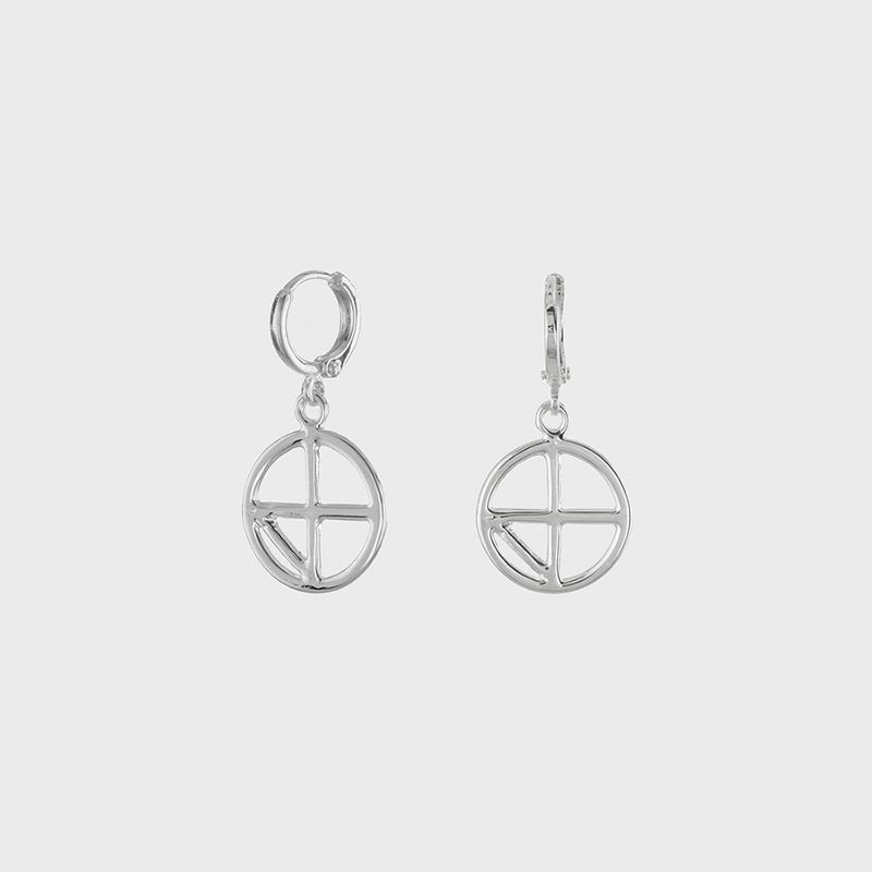 nonenon（ノンノン）の「COMPASS DROP EAR（Accessories）」