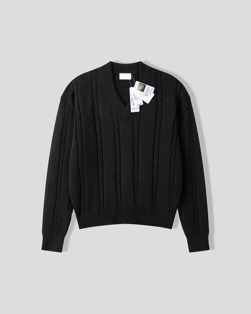 Melter Semi-Cropped Cable V-Neck Knit